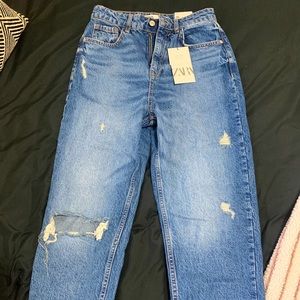 Zara Mom Fit Distressed Jeans